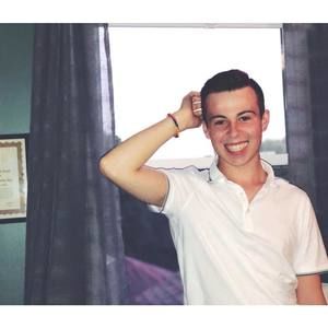 Meet your Posher, Nicholas